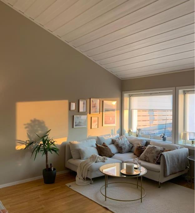 Beautiful And Apartment